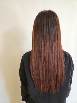 クララ トヨハシ(CLALA Toyohashi) クララ独自酸熱髪質改善トリートメント