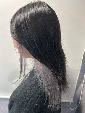 メゾンセブンルックス 宇都宮簗瀬店(Maison 7LOOKS) ホワイト×ブラック《平畑》