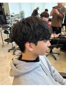 シリー 浦添店(SILLY) 沖縄メンズシャドウパーマ