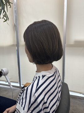 ヘアメイク デザート(HAIR MAKE DESART) 木村法子【ナチュラルボブ×オリーブグレー】