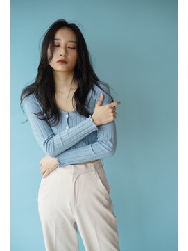 ルフュージュ バイ プロデュース 相模大野店(Refuge by Produce) 暗髪/レイヤーカット/長めバング