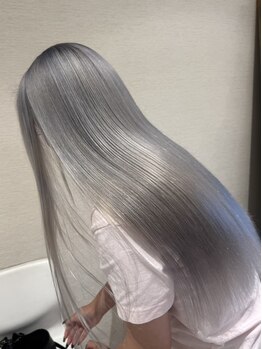ケンジ 横須賀中央(KENJE)の写真/ケアブリーチとオージュアを使用し、美容室にいらっしゃったその日だけでなく、ずっと褒められる髪へ。