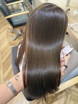 ジーナ 福岡天神(Zina) ミディアムヘア/暗めカラー/デザインカラー/髪質改善