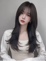 レア 新越谷(LEA) 韓国風くびれレイヤー × ベージュグレージュ