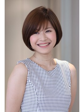 アンヘアナチュラル 小顔スッキリショート