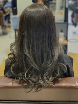 クアトログランシュ ひたちなか店(QUATRO×GranCieux) 上品な柔らかさとセレブ感をただよわせたいあなたに!