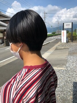 ヘアーアンドネイル ガレージ(GARAGE) マッシュショート