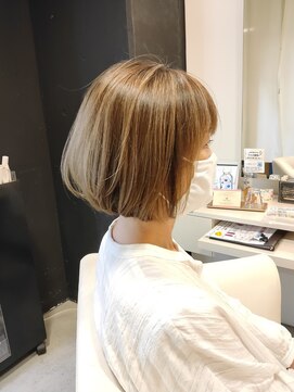 パシフィックダズールバトン(Pacific Dazzle baton) ボブにポイントハイライトで夏をオシャレに楽しもう♪おすすめ