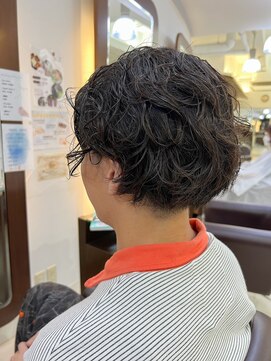 クォーターリゾート(QUARTER RESORT) 雰囲気勝ちメンズパーマ