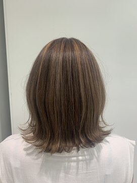 アズール 草加(azule) コントラストハイライト　グレージュ