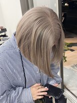 エイル 茶屋町(Eir)&nbsp;【ケアブリーチ】【ブリーチ】【トリートメント】【髪質改善】