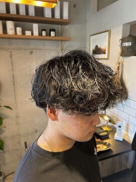 リメンバー(REMEMBER) 波巻きパーマ【東神奈川/東白楽/白楽】