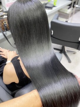 エリーツ 表参道(elyts) ブルーブラック×髪質改善トリートメント　表参道