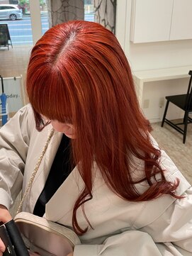 ビーハイブ 仙台駅前店(Behive) red color