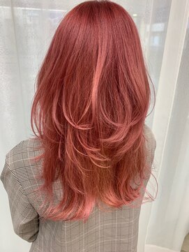 ルノン シェリー(LUNON cheliy) ピンクカラー/ブリーチ/ハイトーン/レイヤーカット