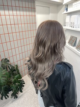 ペレ 渋谷(PELE) h_ デザインカラー/レイヤーカット/ウェットヘア/ベージュ