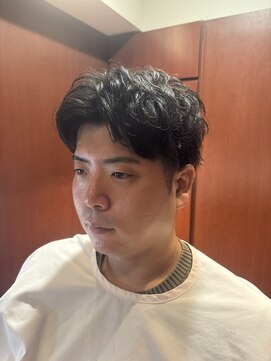 ヘアーモードキクチ 日本橋三越前店 センターパート