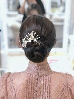 結婚式 二次会 お呼ばれ アップスタイル＋華やかアクセサリー