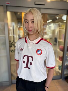 ムーン バイ ケンジ(moon by KENJE) 小顔似合わせカットショートボブハンサムショートブロンドヘアー