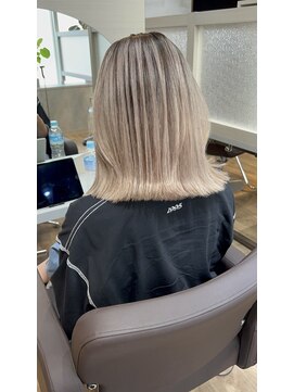 フォート(FORT) ケアブリーチダブルカラー インナーカラー ホワイト