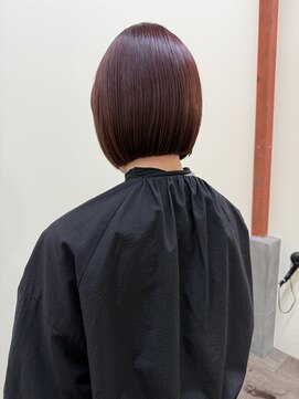 ヒントステーション(HINTSTATION) 〈浅草 半個室〉ラインボブ×ワインレッド