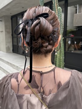 シティ(sity.) 天神　顔まわりレイヤーカット　ヘアセット　ブリーチなしカラー