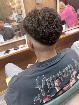 ヘアーサロン アトリエ(Hair salon ATORIE) フェードカットメンズパーマタフカール