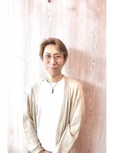 アール ヘアーメイク 下田(R hair make) 楢崎 のぶお
