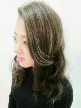 ダミアンハースト(D harst)の写真/圧倒的な艶と透明感をご提供！よりお洒落に、より似合うヘアを叶えます♪ダメージケアと共に理想の髪色へ。