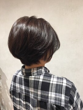 ライフ ウィズ ヘア(LIFE with HAIR) 奥行きのある大人ボブ