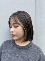 ミィ 浦和(mee)&nbsp;【mee.】ユウ　ショート　ボブ　前髪　ハイライト　イメチェン