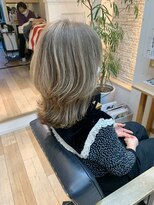 オーシャン(Ocean)&nbsp;[OCEAN Hair&Life藤原純] 白髪ぼかしハイライトくびれミディ☆