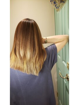 アットティー 金沢文庫(at tee...) 【エアータッチ＆ぱつっとウルフ】