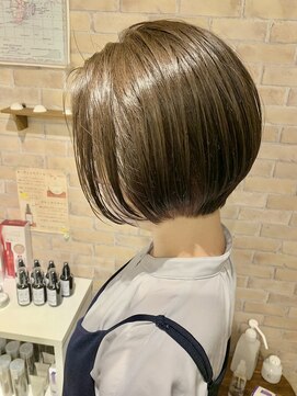 ブレス ヘアー clara店(Bless HAIR) 20代.30代.40代/抜け感/ツヤ感/大人かわいい/丸みショート
