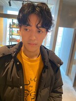 ヘアーサロン フォーメン イデア(hair salon for Men idea)&nbsp;センターパート 波巻きパーマ ツーブロック 20代 30代【札幌】