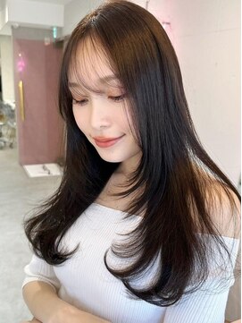 シーシンジュク 新宿南口(Sea shinjuku) ブリーチなしチョコレート色×前髪/顔周りレイヤー韓国ヘア[新宿