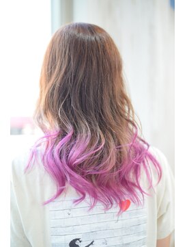 ファイブバイジエクト 堀江(FIVE by The Ect) 裾カラーピンクウェーブスタイル