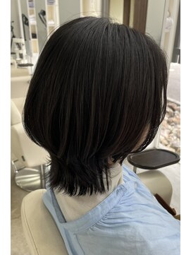 ヘアーアンドエステティック ヴェリス(hair&esthetic Velis) 【Velis】30代40代◯くびれが可愛い暗髪ウルフボブ♪