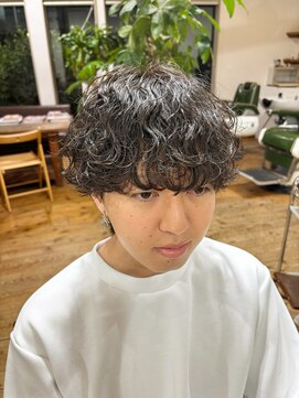 ビートプラス(Beat+ hair) 波巻きパーマ