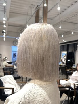 トラ バイ プティパ(Tora by petit pas) White silver