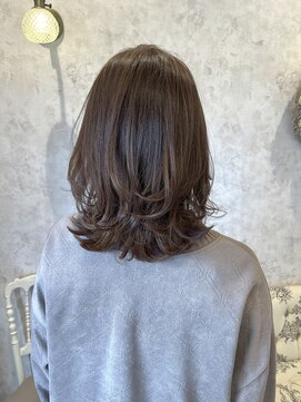 ディーヴァヘアーエズ(DIVA hair Eze) 【kotone】くびれミディ*シアーベージュ