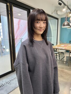 デヴェロペ(Devellope.) レイヤーカット　顔周り　カット