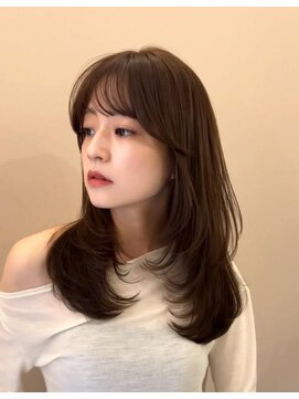 ルル 表参道(lulu.) ダークアッシュ  暗めカラー グレージュ　レイヤーカット