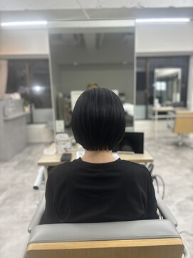 アチェロ(Acero.) フェミニンマッシュボブ