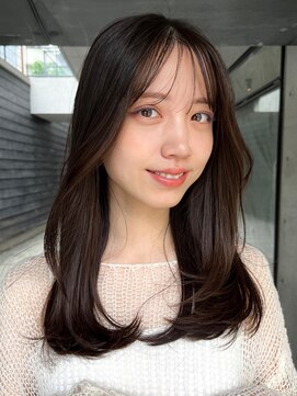 ガーデンヨコハマ(GARDEN YOKOHAMA) ミディアムレイヤー　シースルーバング　ココアブラウン　内巻き