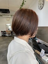 リノ 金山(Rino)&nbsp;デザインカラー/レイヤーカット/ウェットヘア/オリーブベージュ