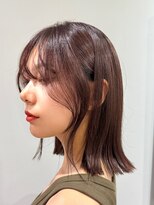 ヘレナトウキョウ(Helena Tokyo)&nbsp;フレアミディアム　くびれヘア　レッドベージュ　透明感カラー