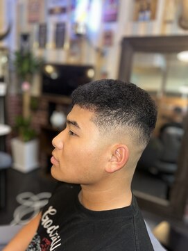 ブラックキャット(BLACK CAT) スキンフェード