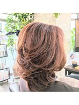 ラルシー(Larucy)&nbsp;ミディアムレイヤーカット