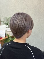 ブリッツ(BLITZ)&nbsp;ベリーショート×グレージュ